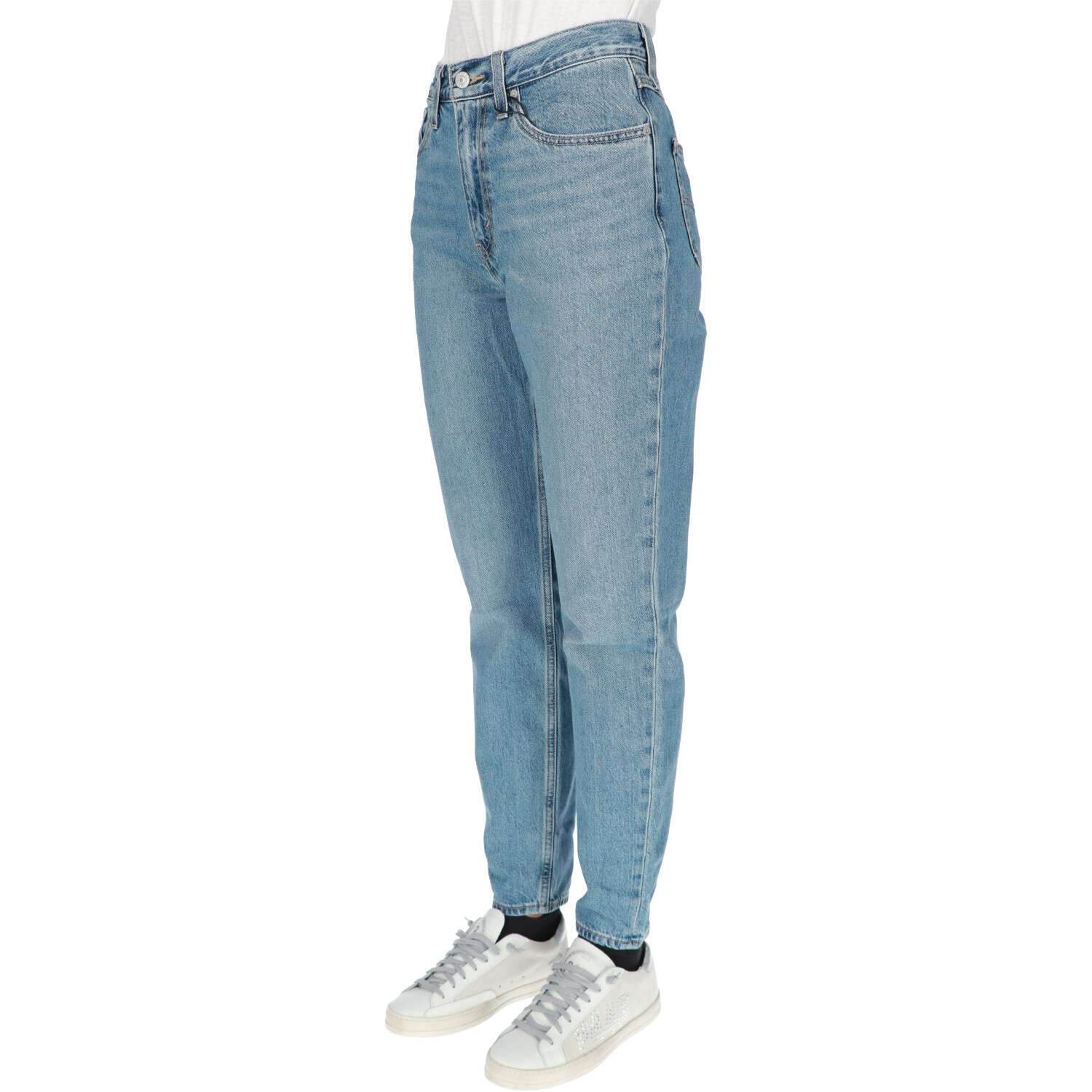 Levi's mom jean donna martin on sale